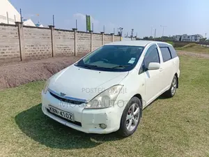 Toyota Wish 2004 White