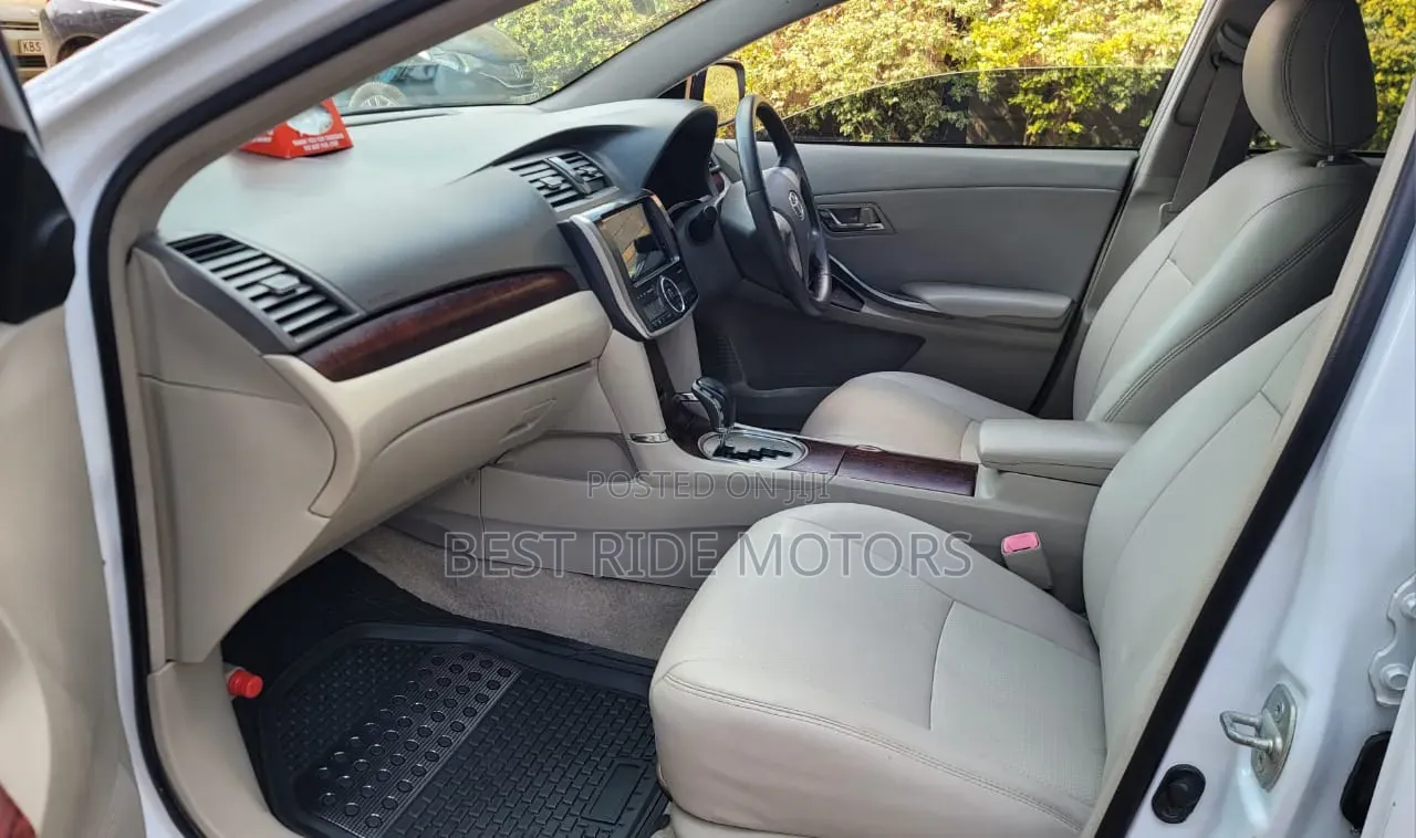 Toyota Premio 2010 Pearl