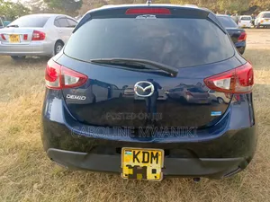 Mazda Demio 2016 Blue