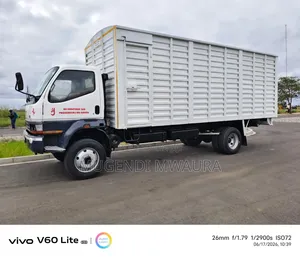 Mitsubishi Fh 215 2014
