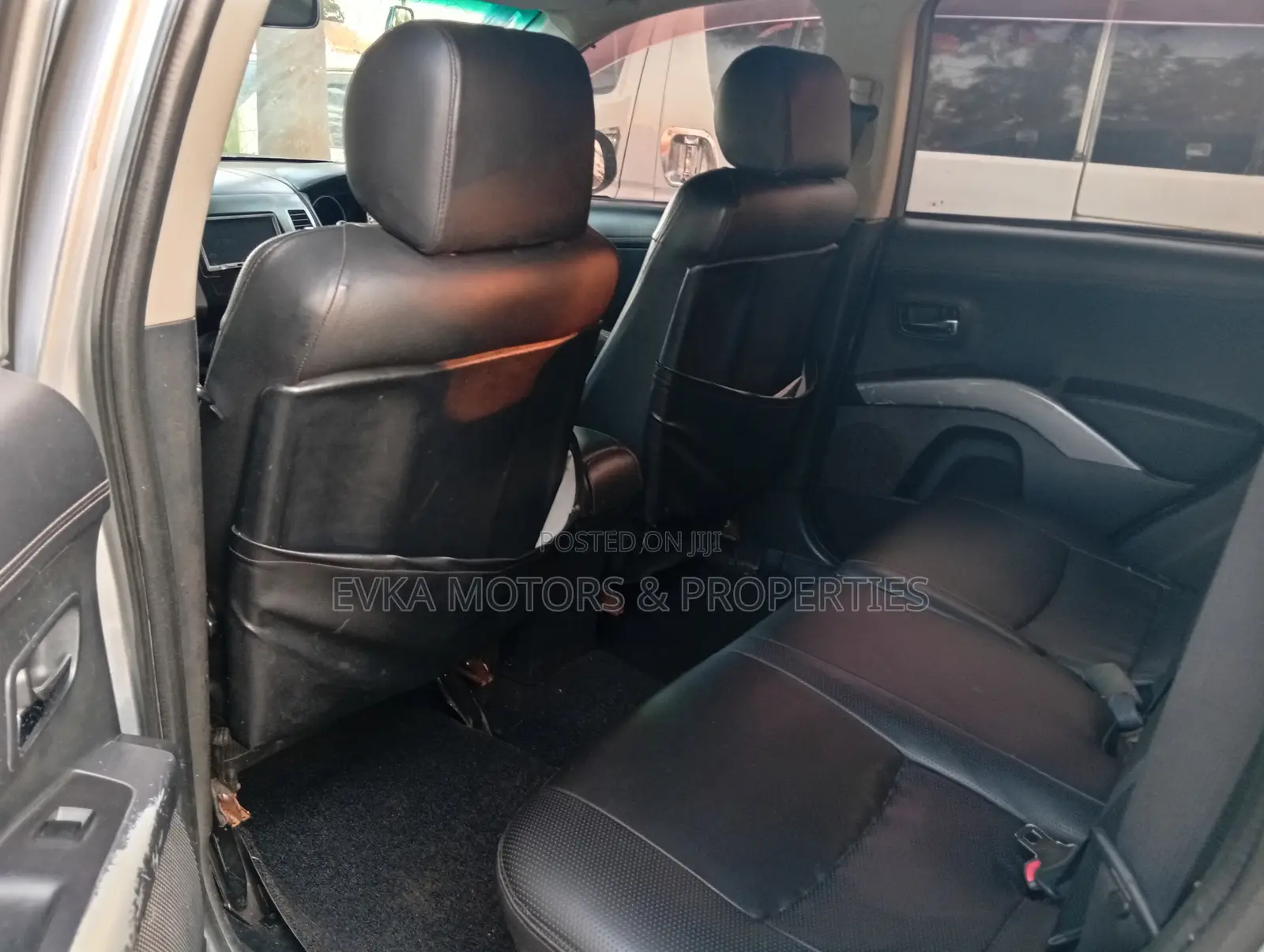 Mitsubishi Outlander 2009 Silver