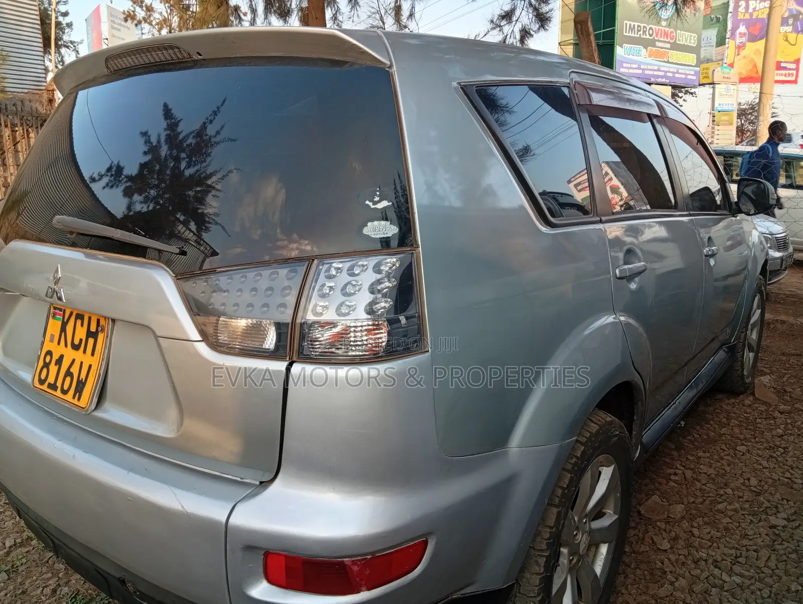 Mitsubishi Outlander 2009 Silver