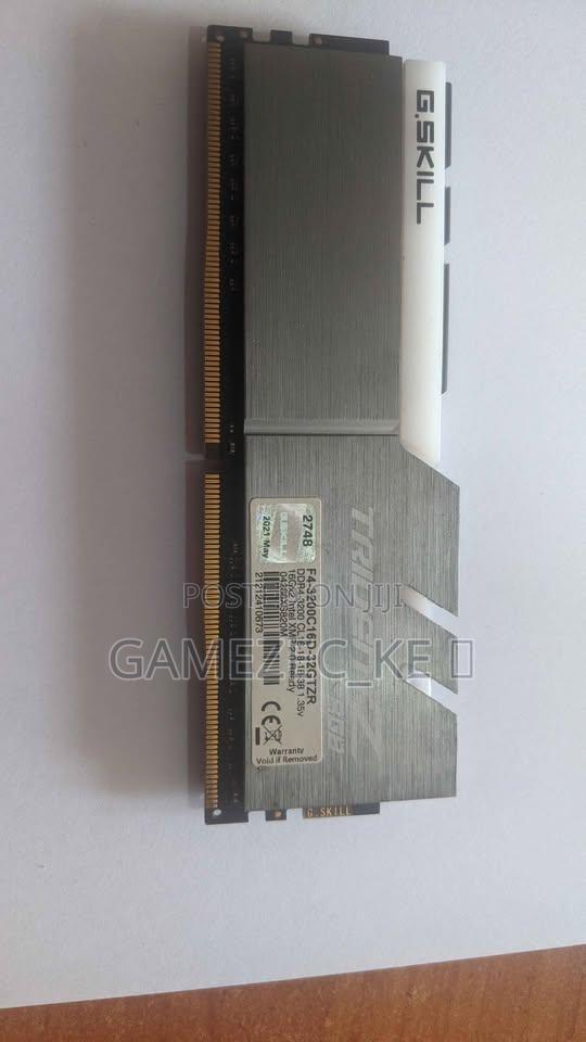 Gskill Trident Z RGB 16gb Ddr4 3200mhz
