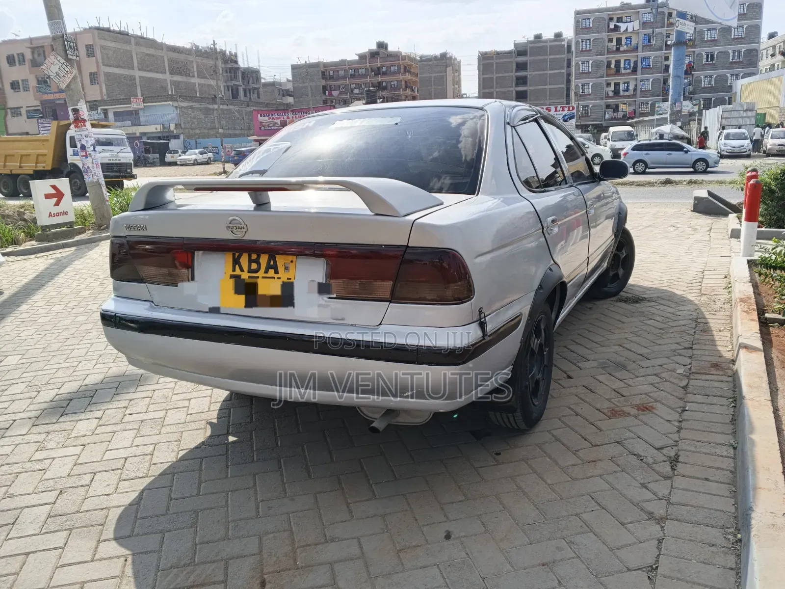 Nissan FB15 2006 Silver