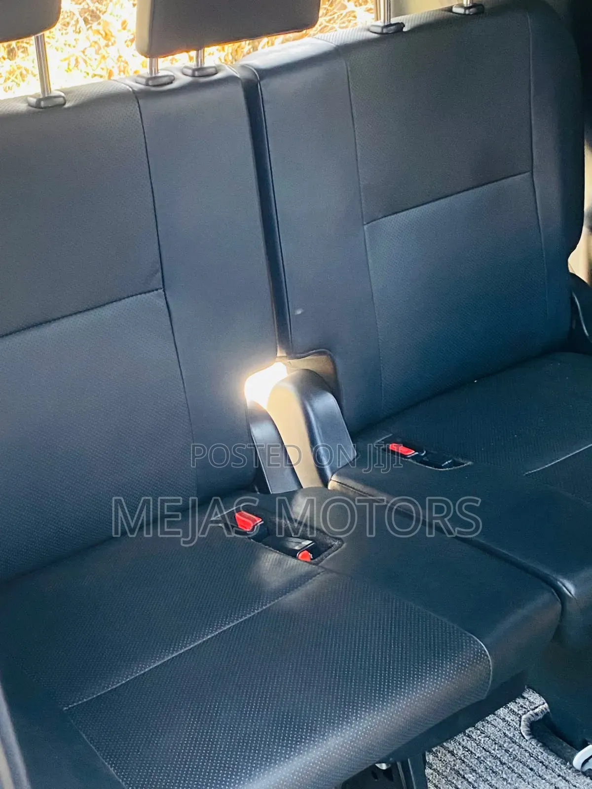 Toyota Esquire 2018 White