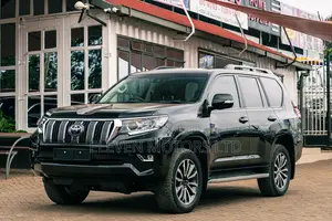 Toyota Land Cruiser Prado 2023 Black