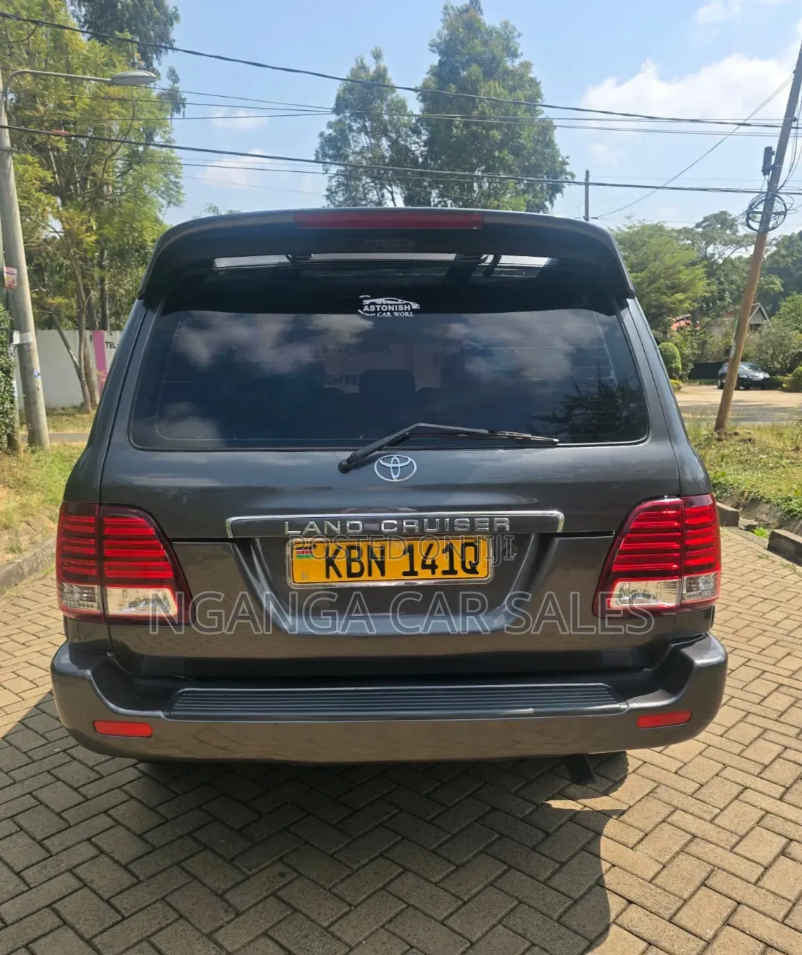 Toyota Land Cruiser 2005 Gray