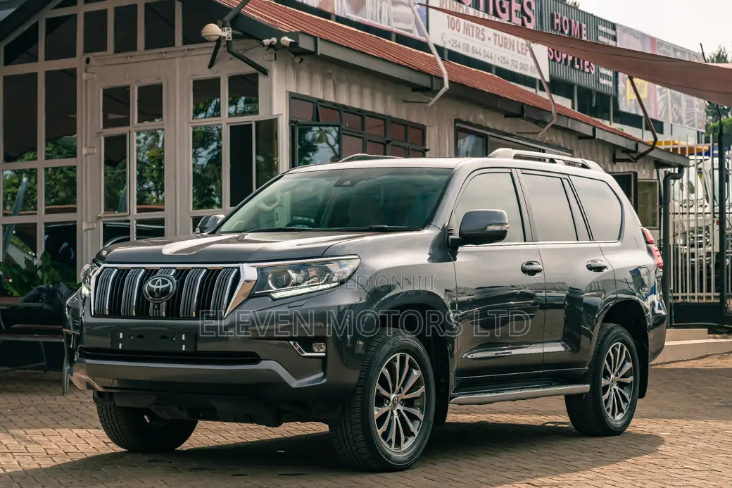 Toyota Land Cruiser Prado 2021 Gray