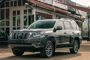Toyota Land Cruiser Prado 2021 Gray
