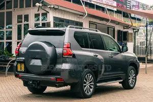 Toyota Land Cruiser Prado 2021 Gray