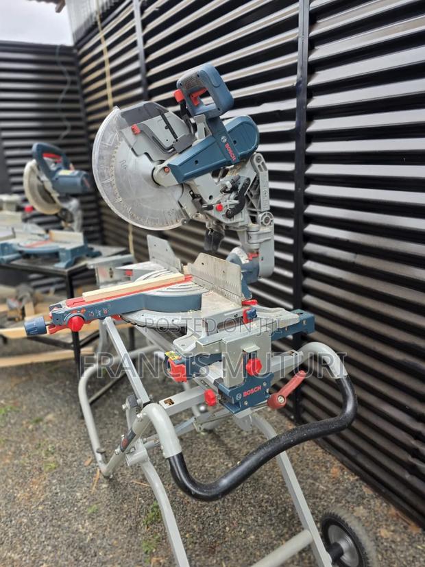 Bosch Mitre Saw - thumbnail 2