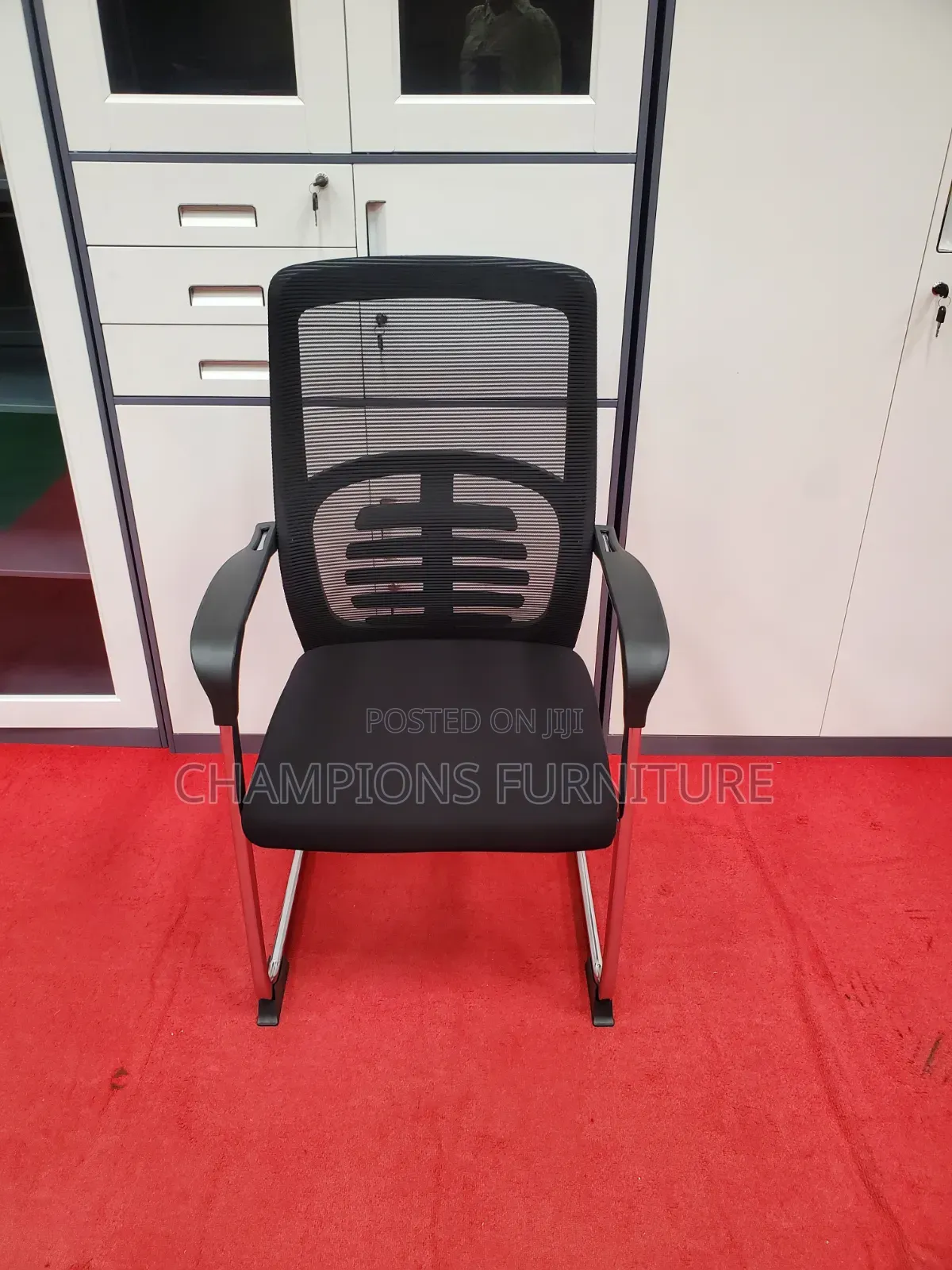 Boardroom/Visitor's Mesh Chair