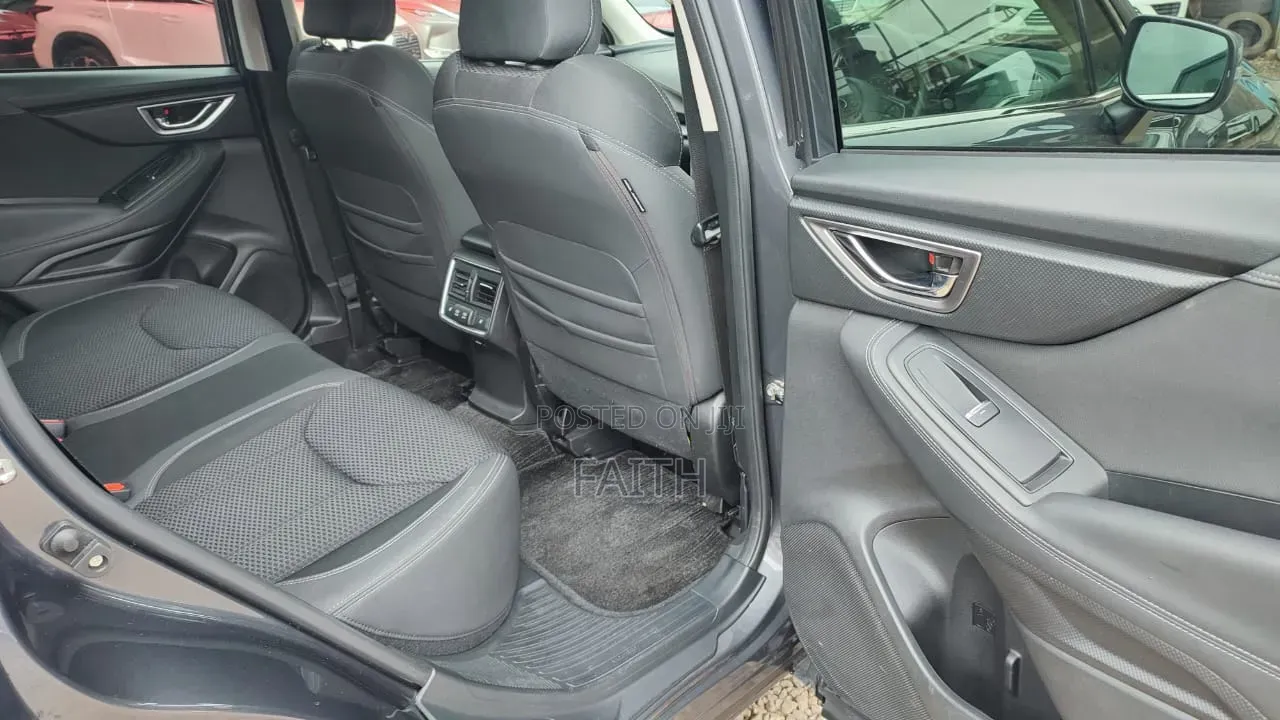 Subaru Forester 2020 Gray