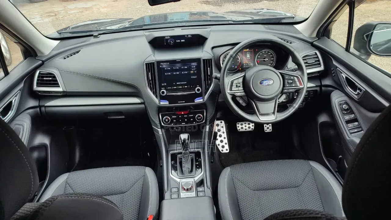 Subaru Forester 2020 Gray