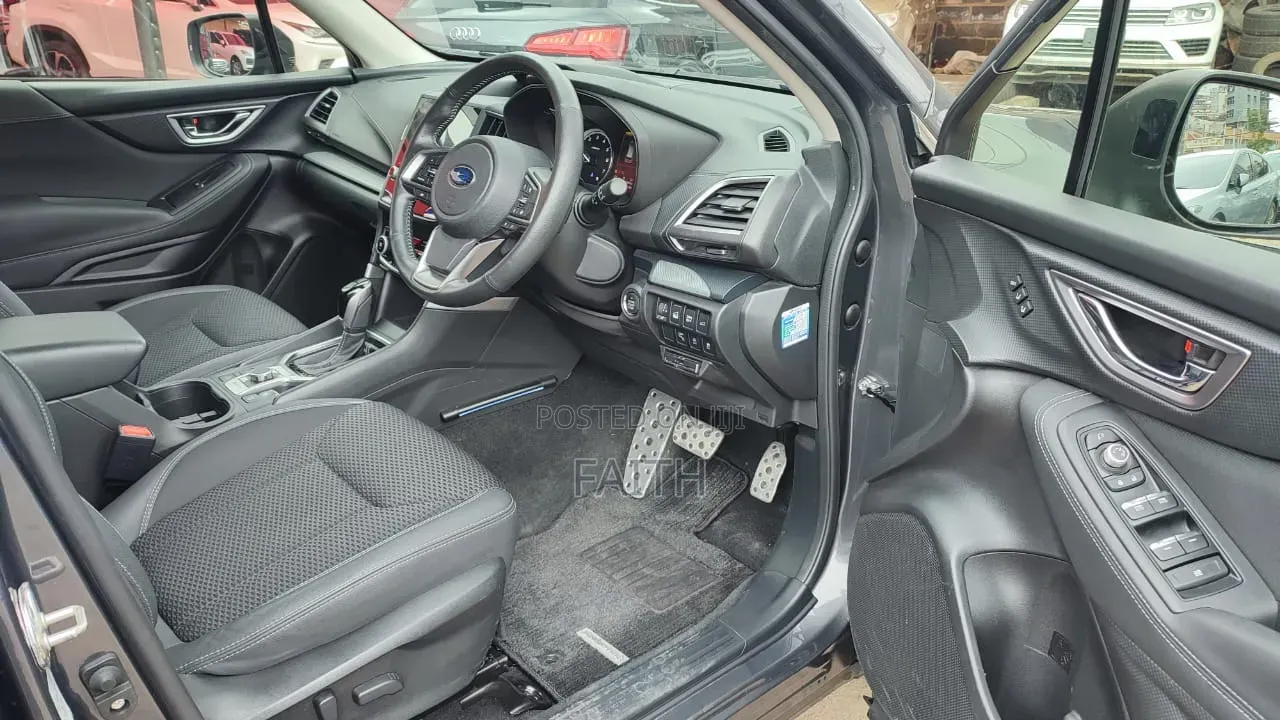 Subaru Forester 2020 Gray