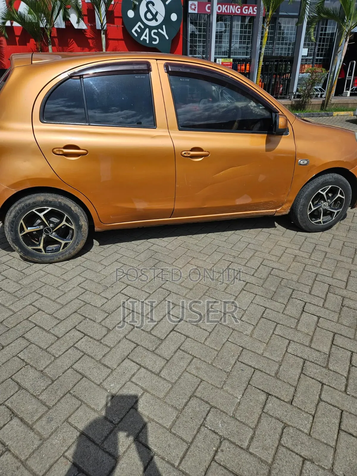 Nissan March 2012 Orange