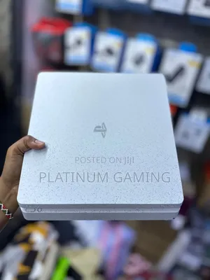 Ex-Uk White Ps4 Slim 500gb