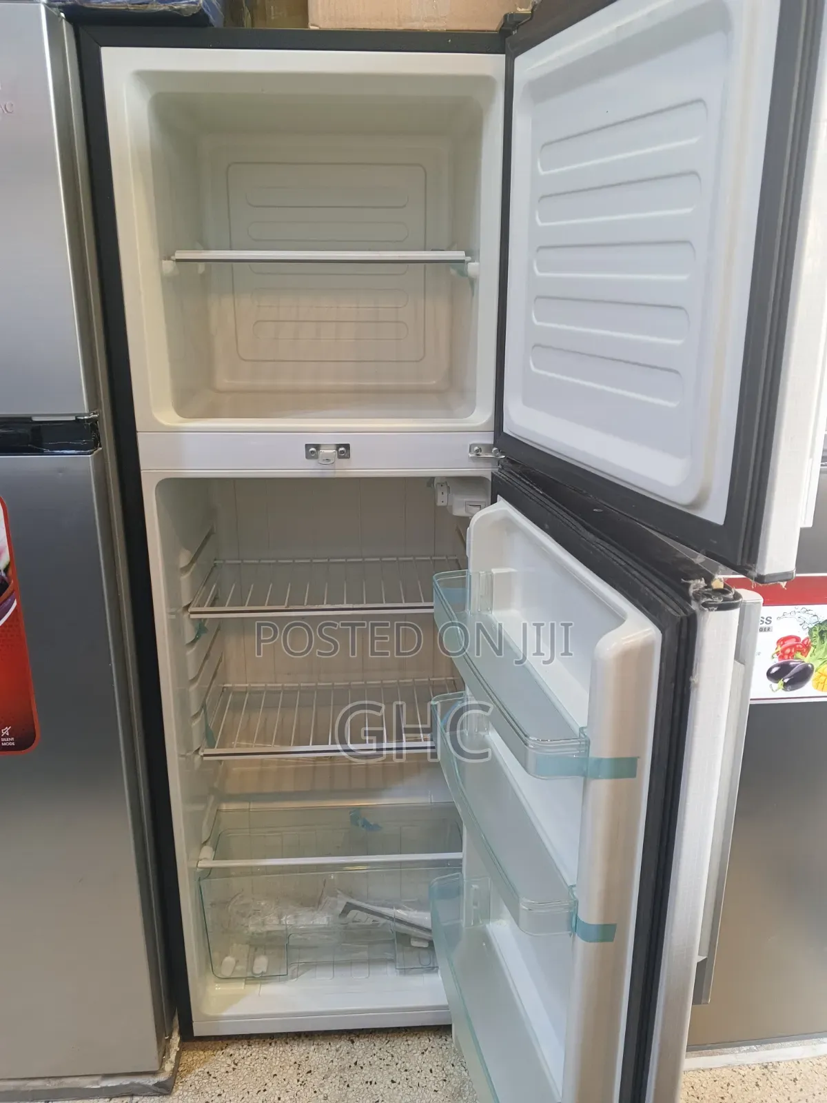 Rebune 213l Double Door Fridge (Used)