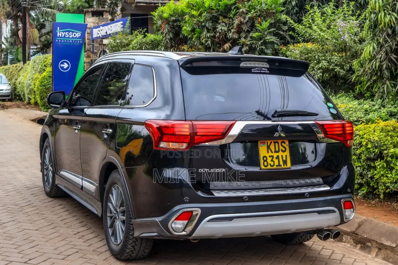 Mitsubishi Outlander 2019 Black