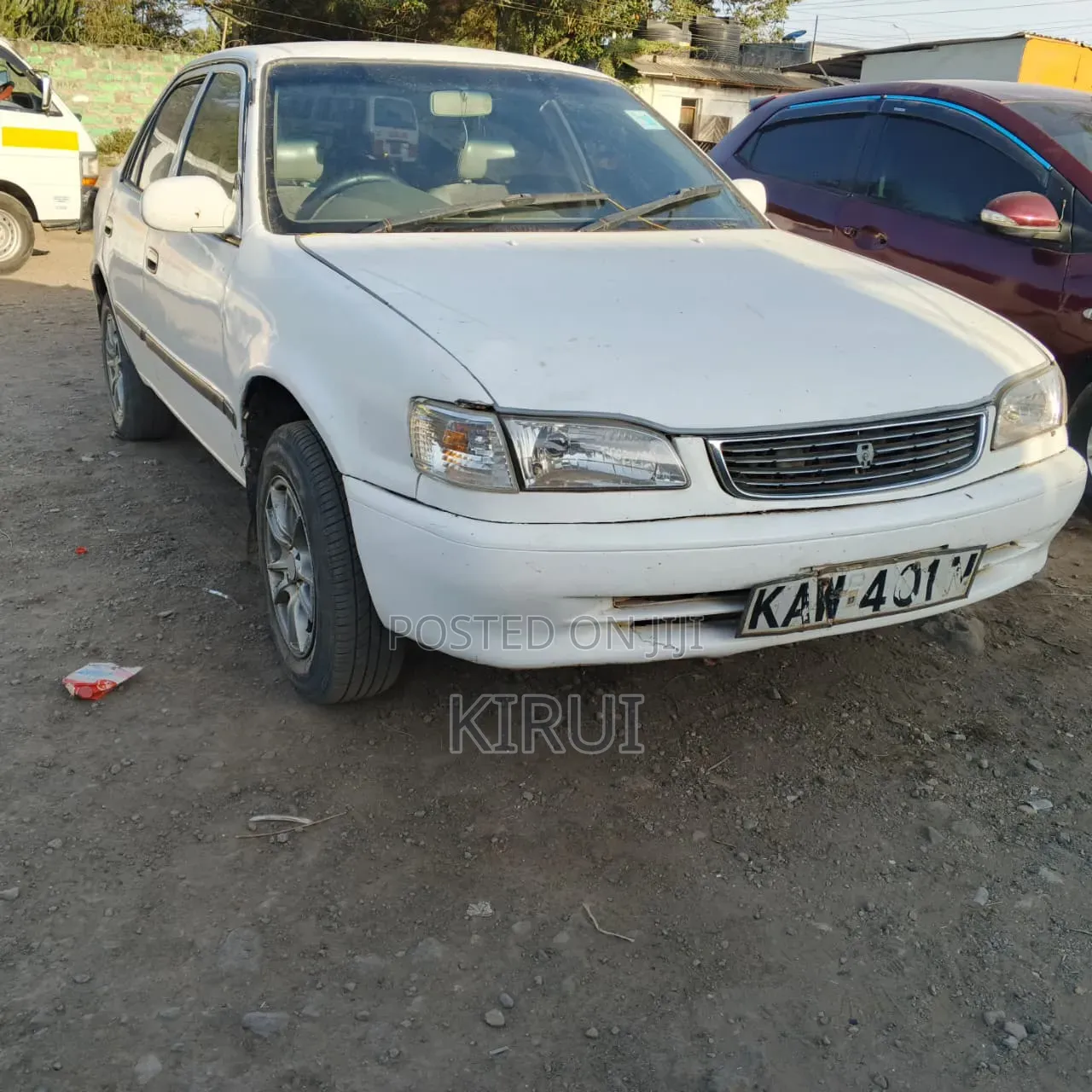 Toyota Corolla 2000 White