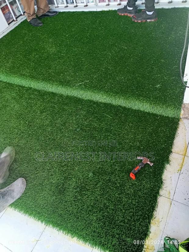 40mm Outdoor Soft, Shinny, Artificial Green Grass Carpet