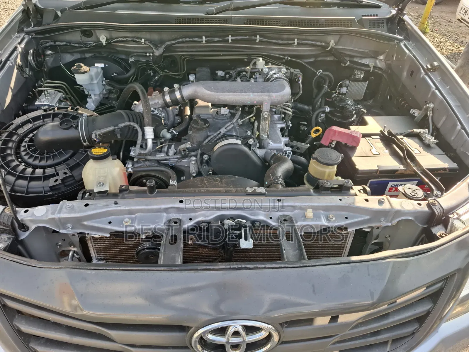 Toyota Hilux 2015 Silver