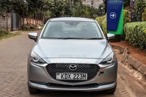 Mazda 2 2018 Silver