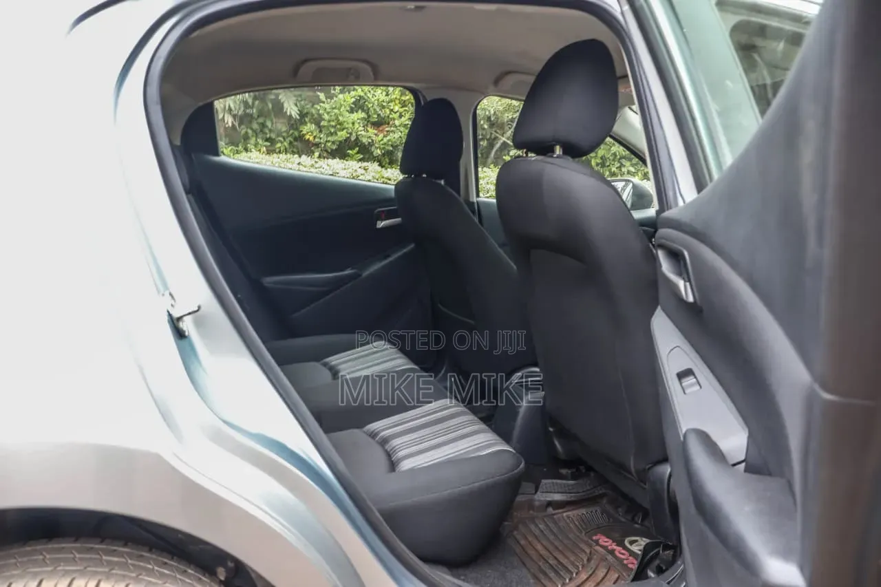 Mazda 2 2018 Silver