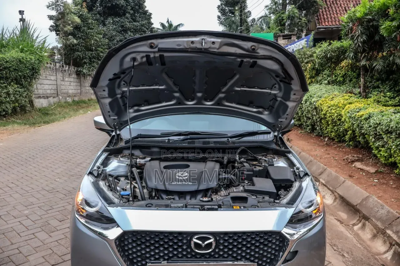 Mazda 2 2018 Silver