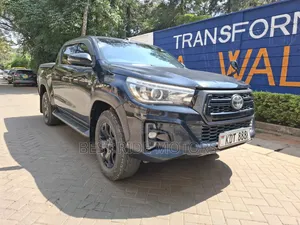 Toyota Hilux Revo Double Cab Deisel 2.4 AWD 2019 Black