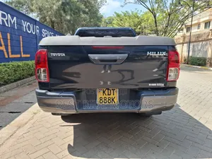 Toyota Hilux Revo Double Cab Deisel 2.4 AWD 2019 Black
