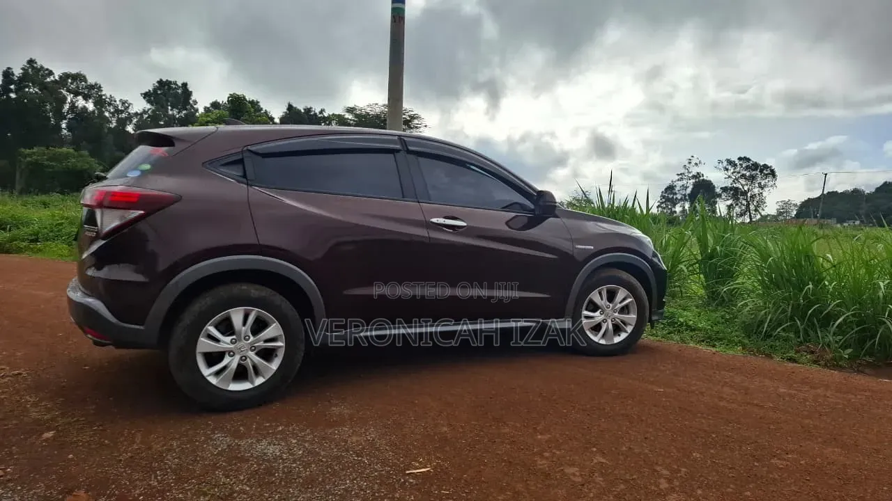 Honda Vezel 2016 Burgundy