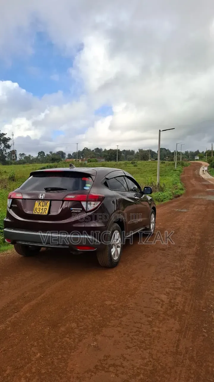 Honda Vezel 2016 Burgundy