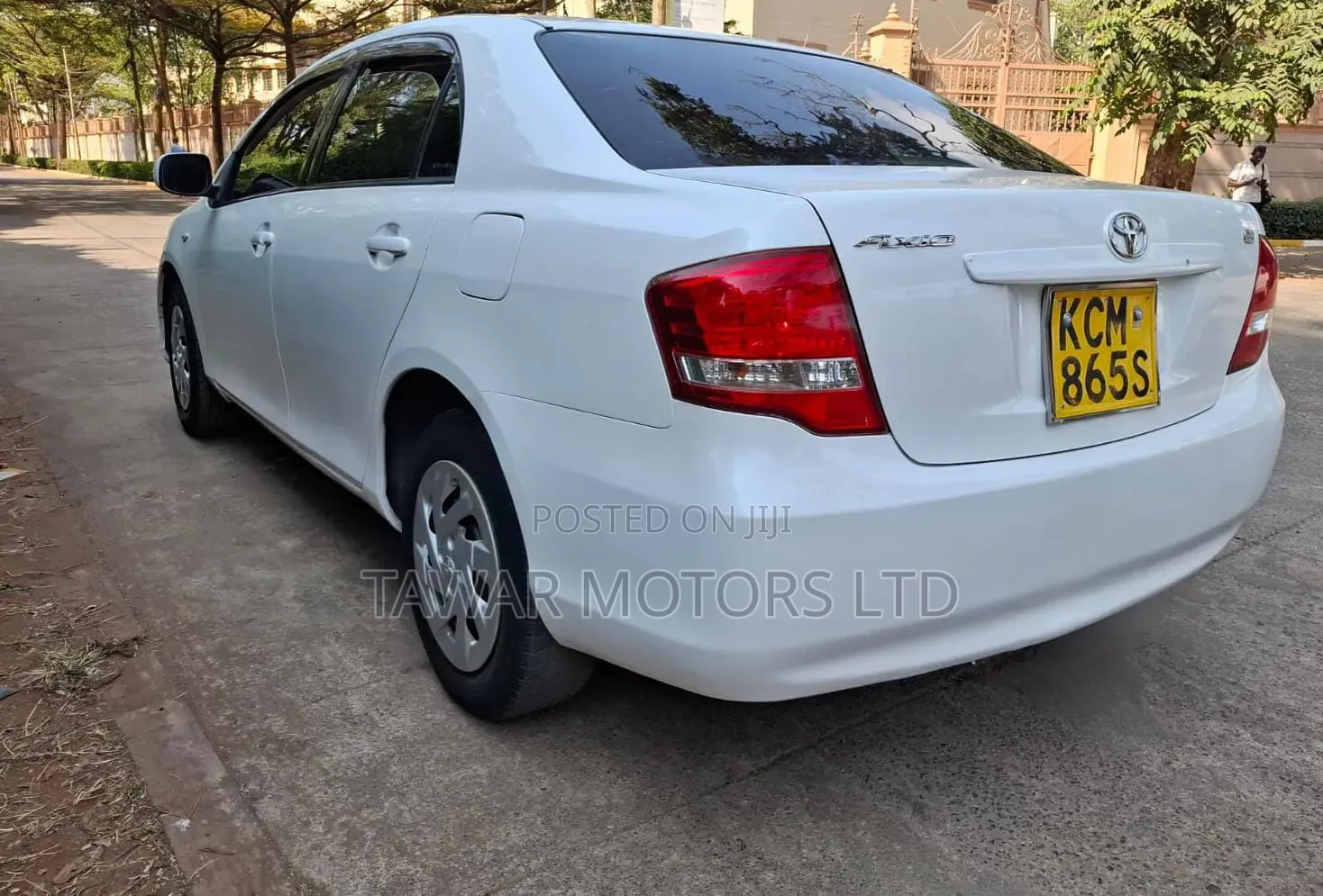 Toyota Axio 2010 White