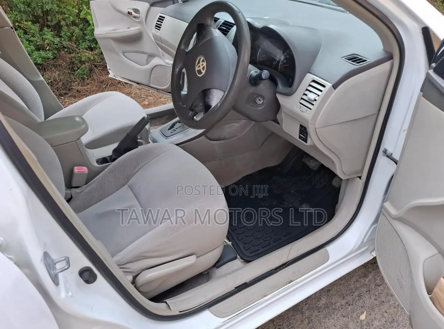Toyota Axio 2010 White