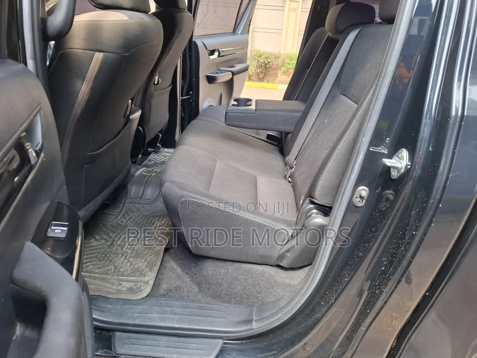 Toyota Hilux Revo Double Cab Deisel 2.4 AWD 2019 Black