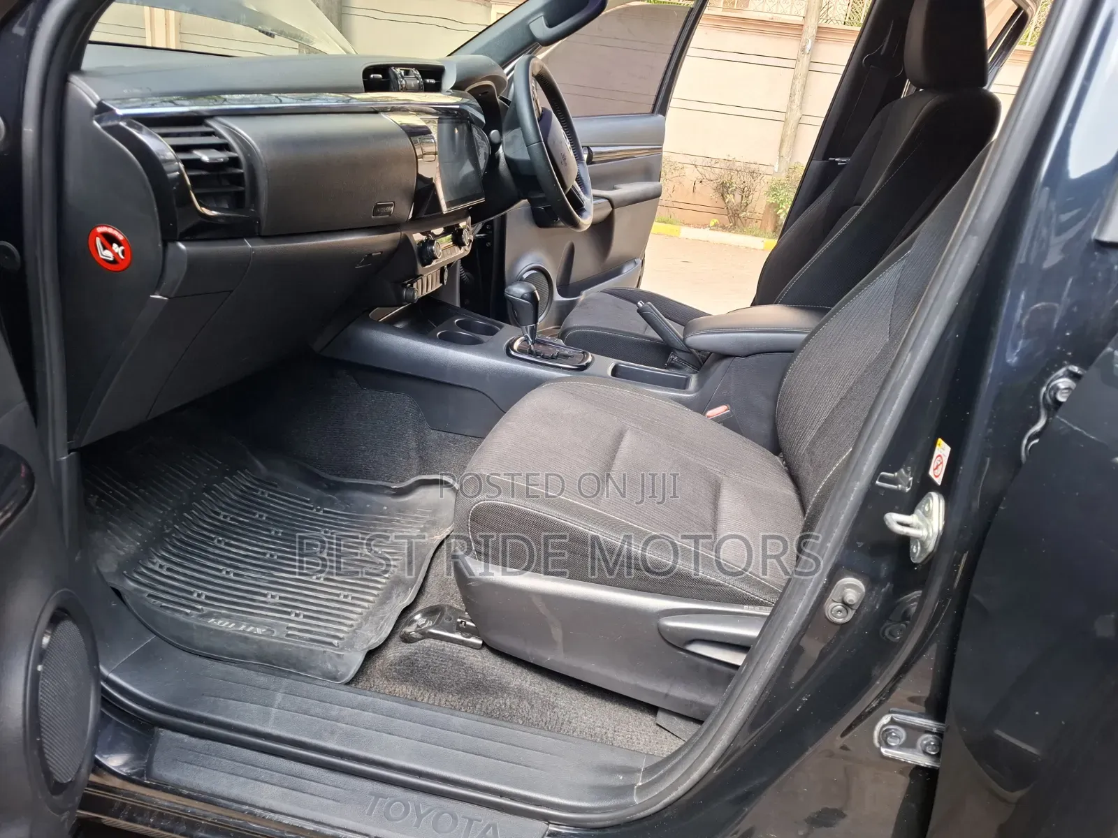 Toyota Hilux Revo Double Cab Deisel 2.4 AWD 2019 Black