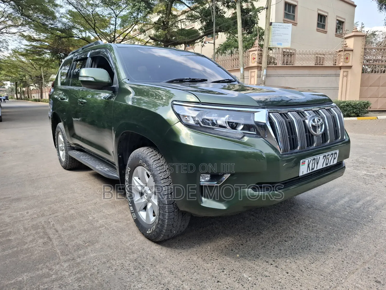 Toyota Land Cruiser Prado 2012 Green
