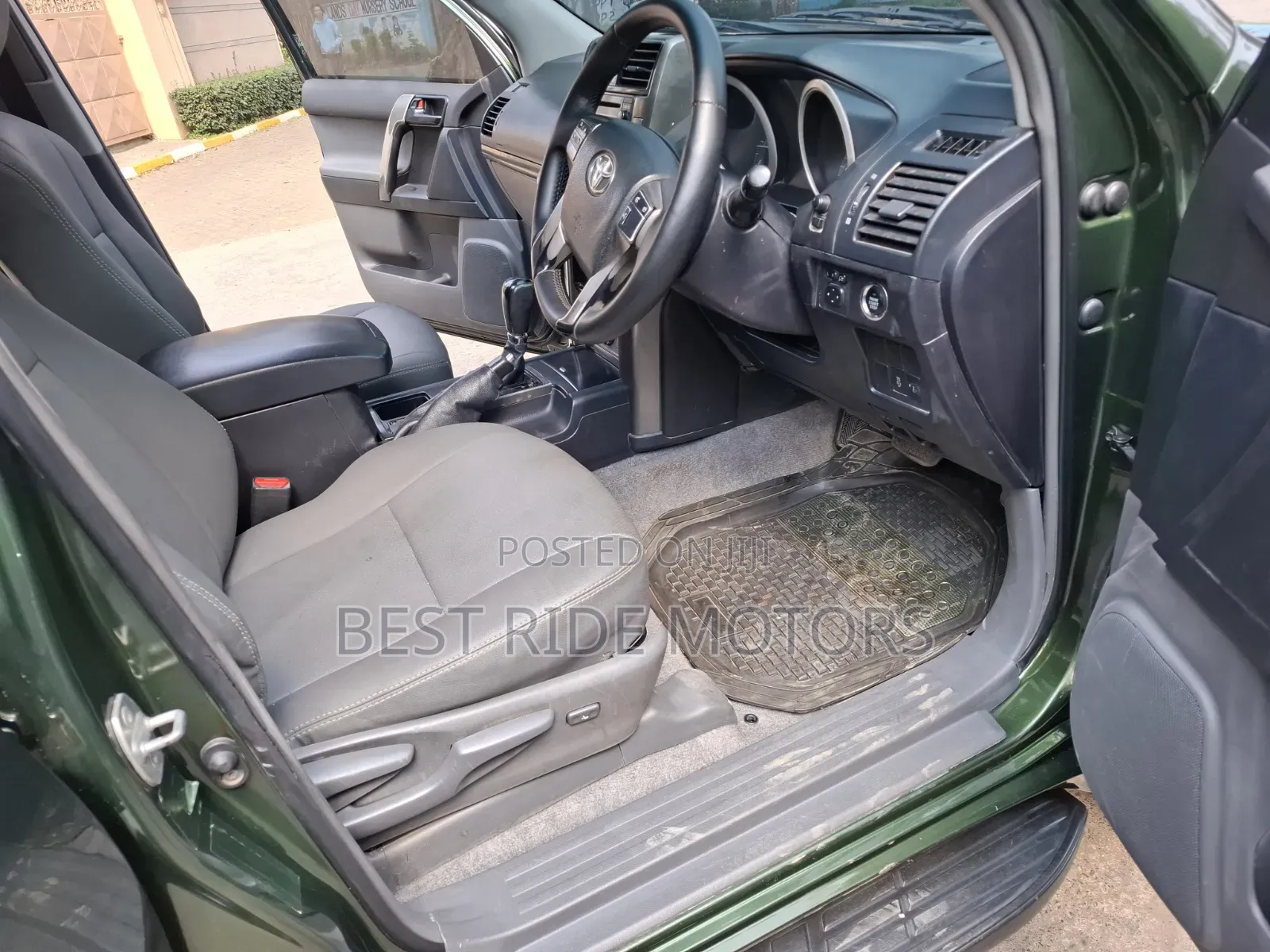 Toyota Land Cruiser Prado 2012 Green
