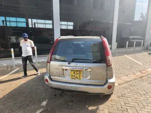 Nissan X-Trail 2006 Gray