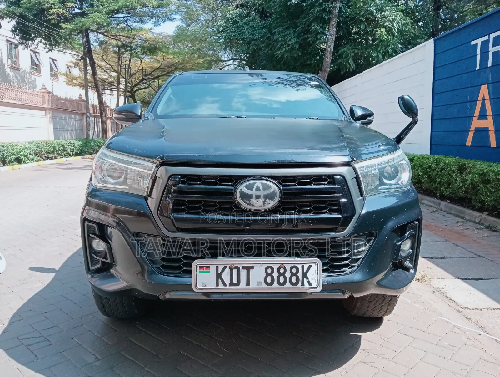 Toyota Hilux 2018 Black