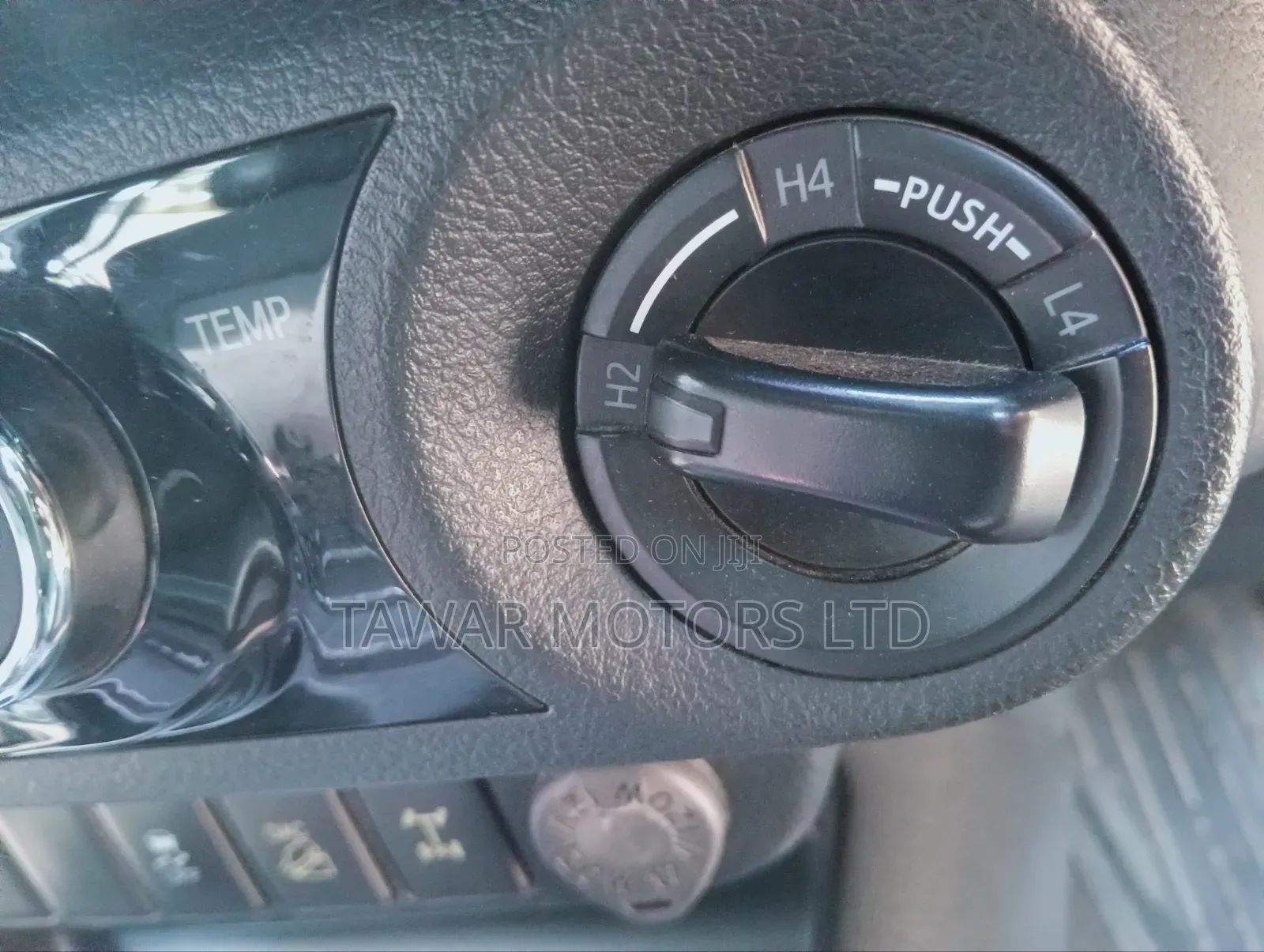 Toyota Hilux 2018 Black
