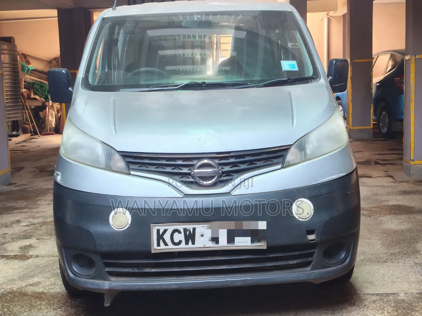 Nissan NP200 2012 Silver