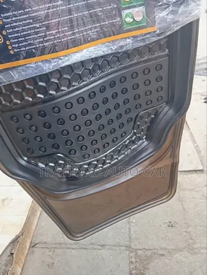 5 Seater Clear Black Floor Matt