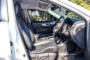 Nissan X-Trail 2.0 Petrol AWD 2018 White