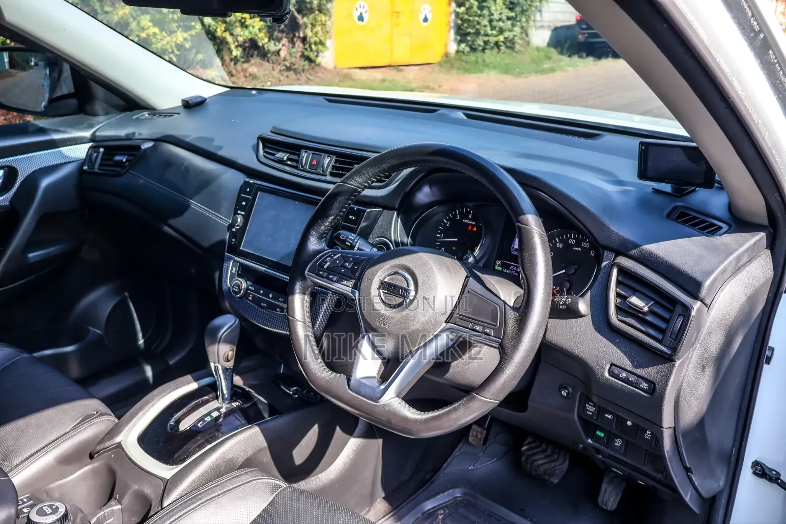 Nissan X-Trail 2.0 Petrol AWD 2018 White