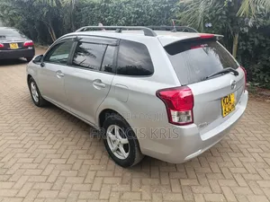Toyota Corolla Fielder 2013 Silver