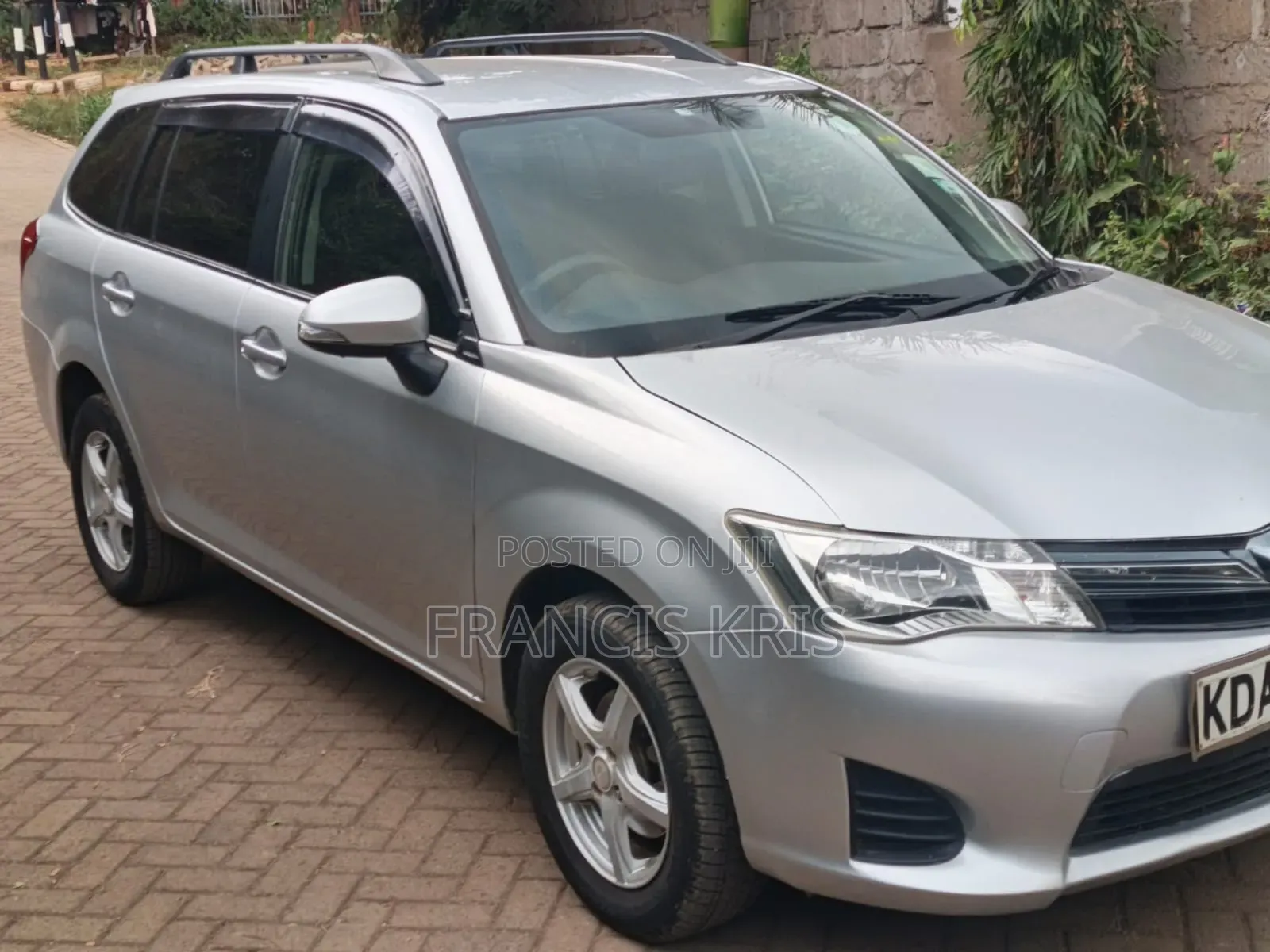 Toyota Corolla Fielder 2013 Silver