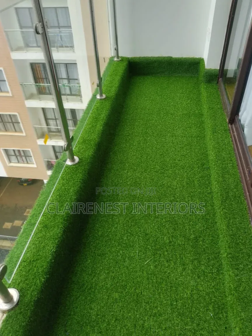 20mm No Weeding, Lawn Perfection Artificial Green Grass Carpet