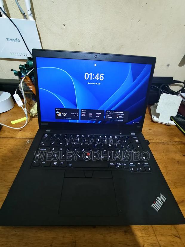 Laptop Lenovo ThinkPad X390 8GB Intel Core i5 SSD 256GB - main view